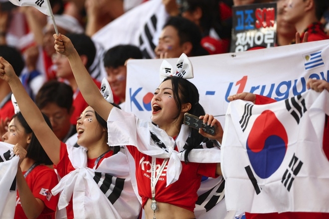 Mặt nạ của Son Heung-min tạo cơn sốt tại World Cup - ảnh 6