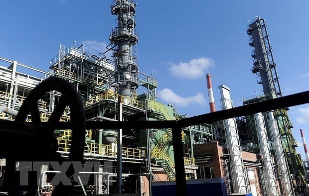 EU hoãn đàm phán về áp trần giá dầu nhập khẩu từ Nga sang tuần sau - ảnh 1