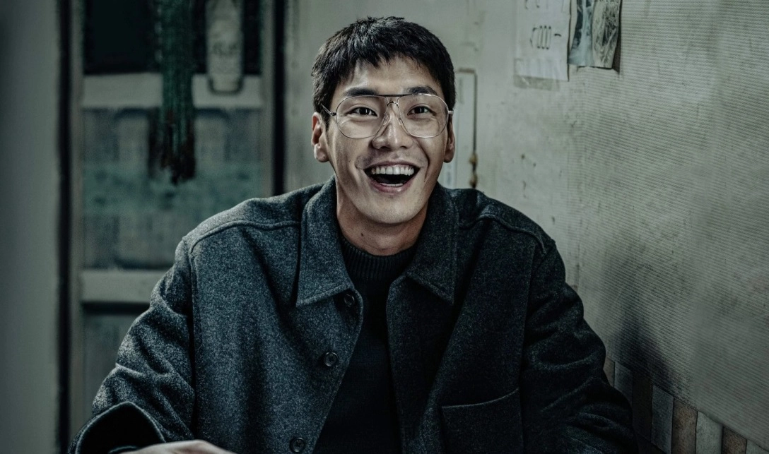 Nam chính loạn thần của Somebody: Từng lấy nước mắt khán giả trong siêu phẩm đóng cùng Park Bo Young - ảnh 1