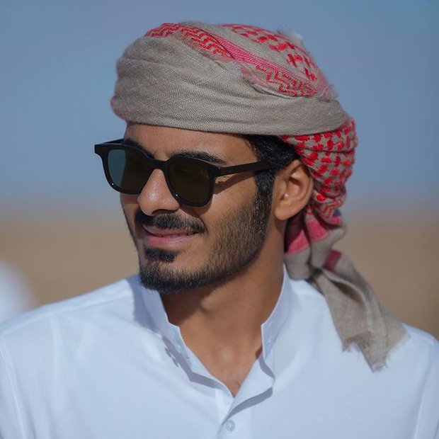 Hoàng tử Qatar phụ trách an ninh tại World Cup: Ngoại hình cuốn hút, học vấn đáng ngưỡng mộ - ảnh 2