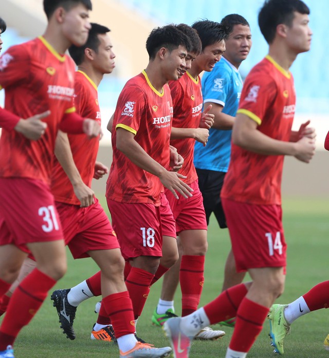 Tuyển Việt Nam đầy đủ lực lượng trước trận đấu với CLB Dortmund - ảnh 8