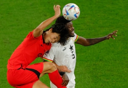 Luật mới khiến Hàn Quốc chịu bàn thua trước Ghana - ảnh 1