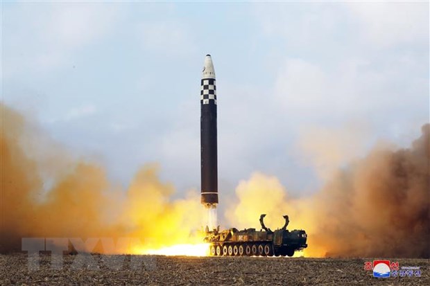 Ông Kim Jong-un: Xây dựng lực lượng hạt nhân để bảo vệ chủ quyền - ảnh 1