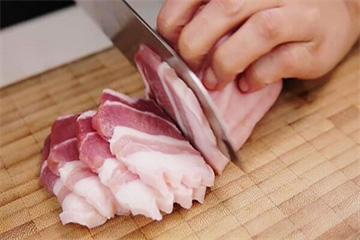Cách làm thịt xiên nướng vỉa hè mềm ngon với công thức chuẩn - ảnh 3