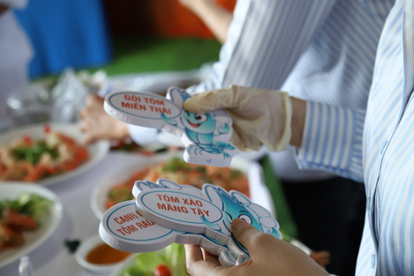 Kỷ lục Việt Nam: 122 món ăn từ tôm và muối Bạc Liêu - ảnh 8