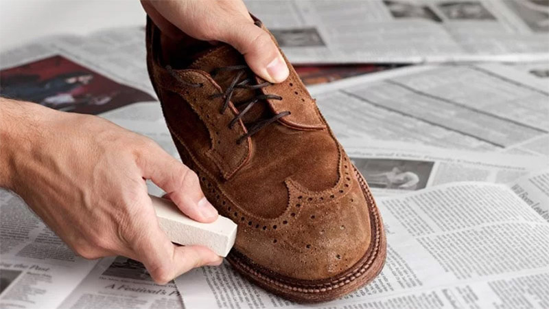 5 cách làm sạch các loại giày phổ biến cho quý ông - ảnh 3