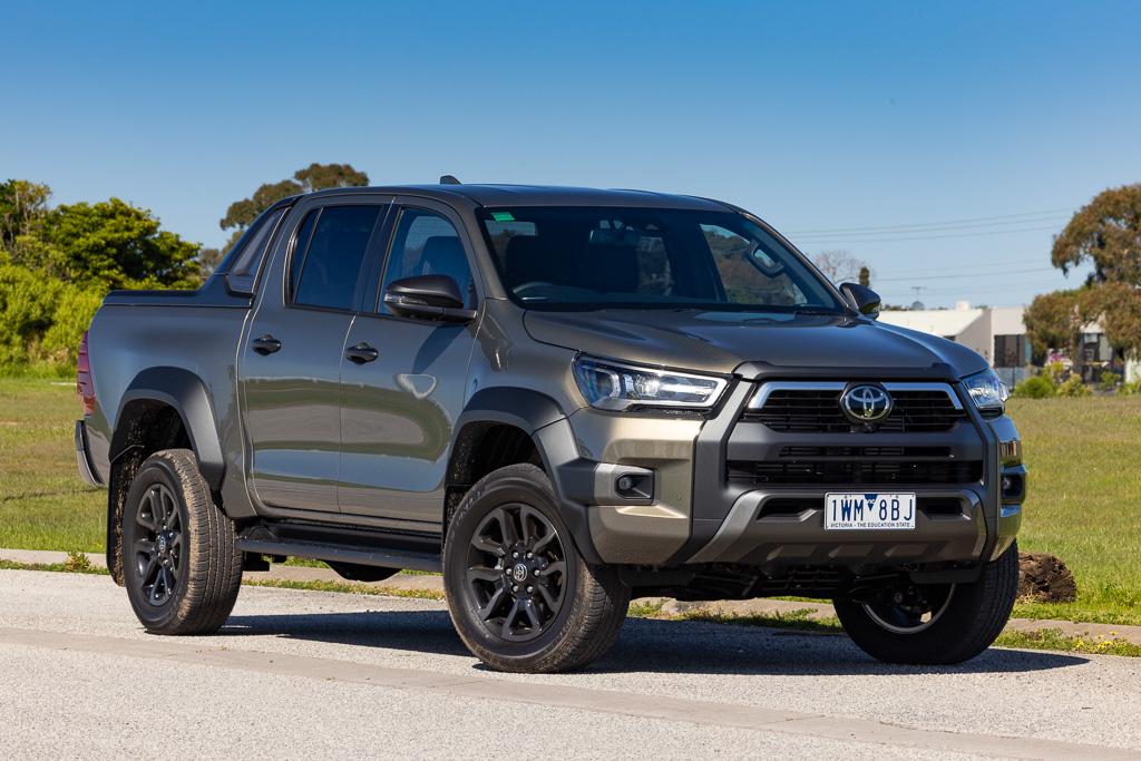 Đại lý nhận đặt cọc Toyota Hilux 2023: Giá dự kiến 1,05 tỷ đồng, vượt Ranger, đắt nhất phân khúc - ảnh 2