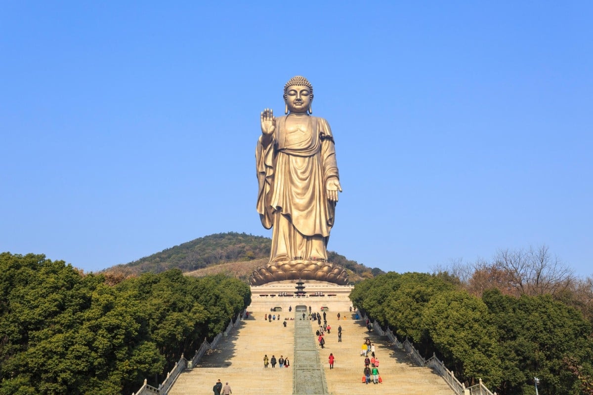 10 bức tượng cao nhất thế giới - ảnh 1