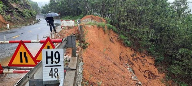 Thừa Thiên-Huế: Di dời dân ở khu vực nguy hiểm do mưa lớn - ảnh 1