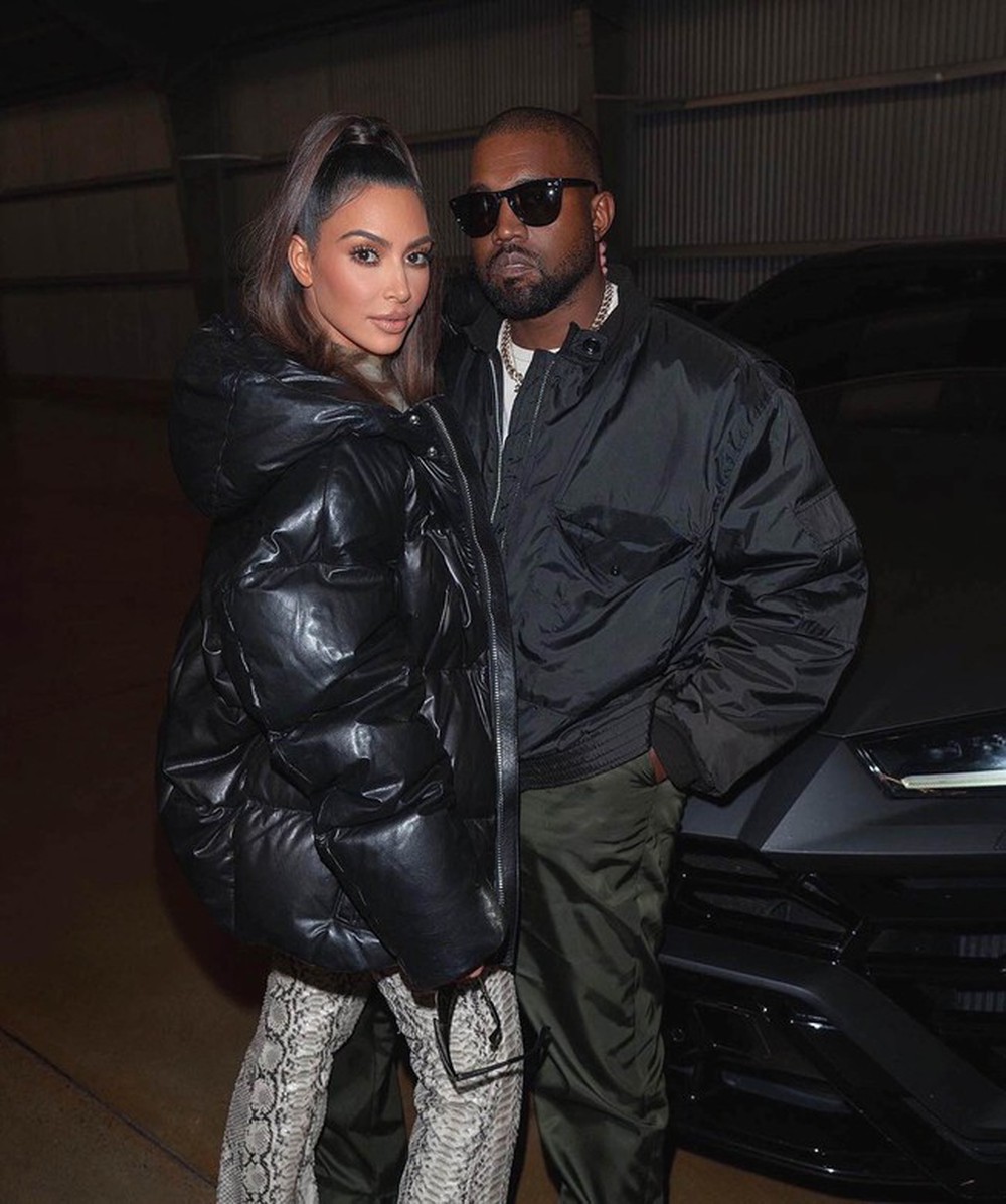 Vừa ly hôn Kanye West, Kim Kardashian đã bất ngờ 