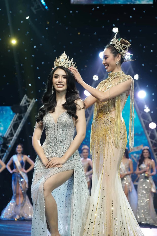 Loạt khoảnh khắc Hoa hậu Thùy Tiên chung khung hình với mỹ nhân Thái, nhan sắc 