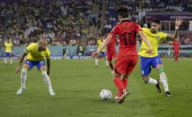 Neymar nhận ''quả báo''; Thủ môn suýt gây thảm họa - ảnh 2