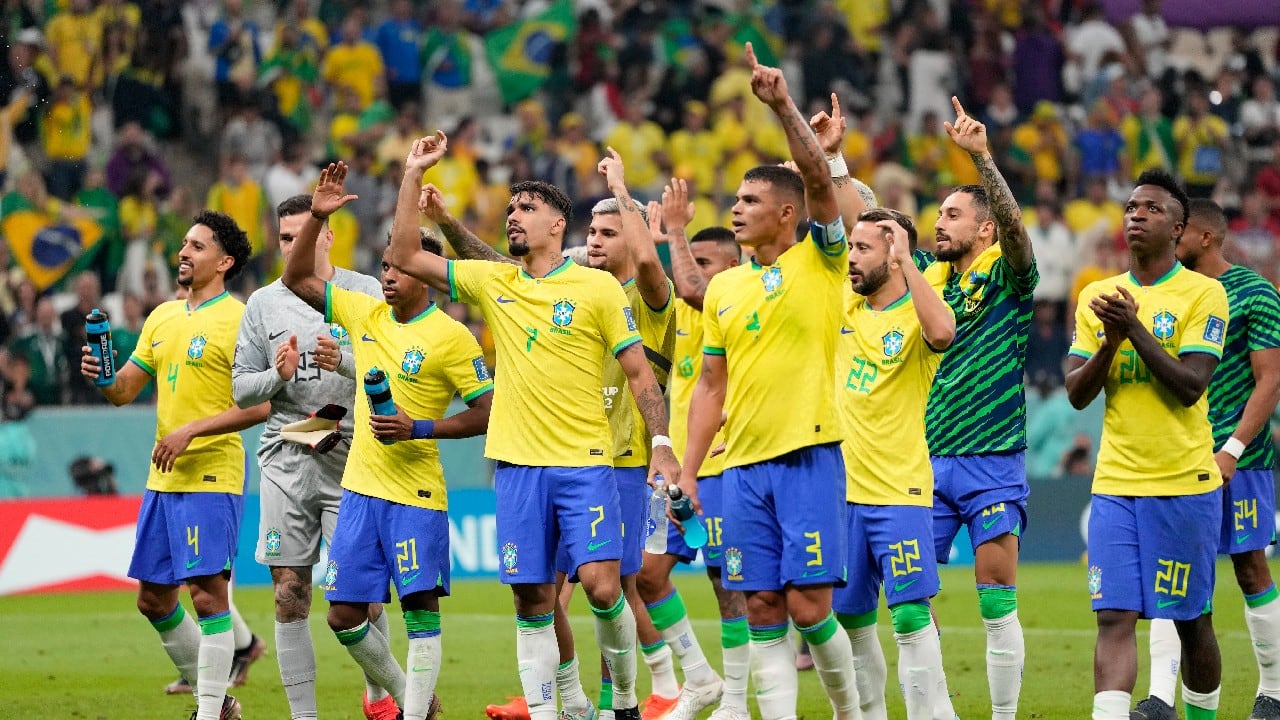 Mất 16 năm để Brazil tìm lại chính mình - ảnh 2