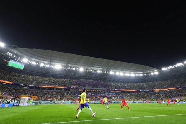 Qatar chính thức tháo dỡ sân vận động độc nhất World Cup 2022 - ảnh 3