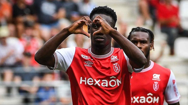 Arsenal đưa sao trẻ tỏa sáng ở Ligue 1 về thay Jesus - ảnh 1