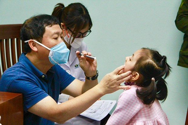 Chuyên gia quốc tế phẫu thuật miễn phí cho trẻ em bị dị tật hàm mặt - ảnh 1