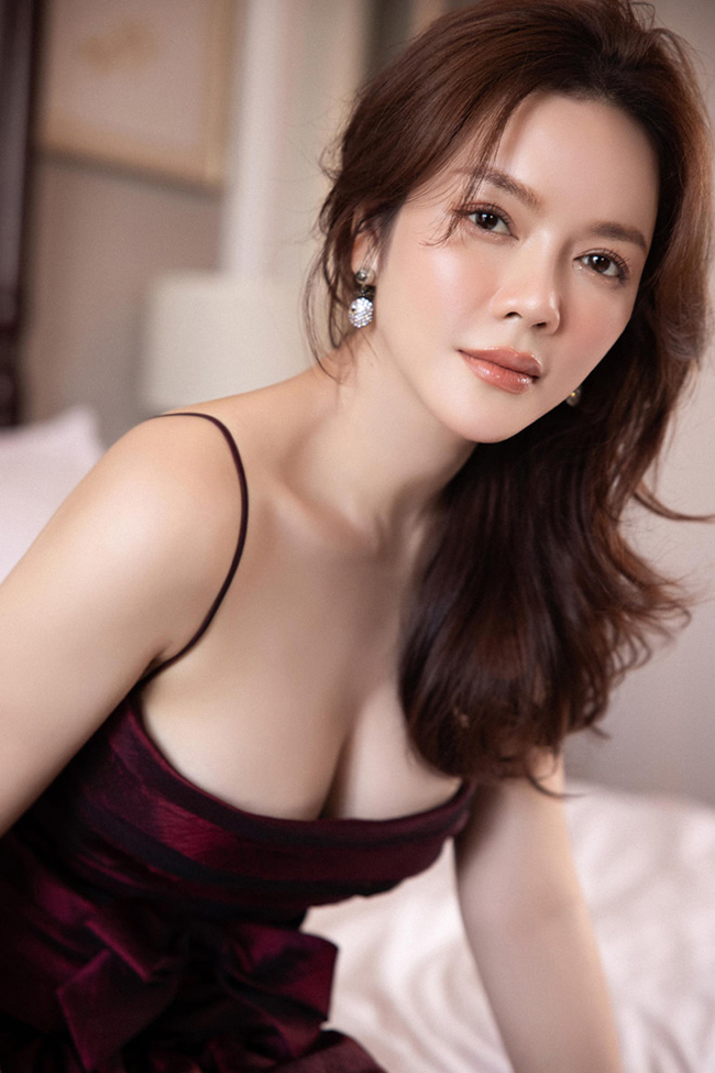 Vẻ đẹp có da có thịt của kiều nữ lọt Top tìm nhiều nhất trên Google Việt Nam 2022 - ảnh 3