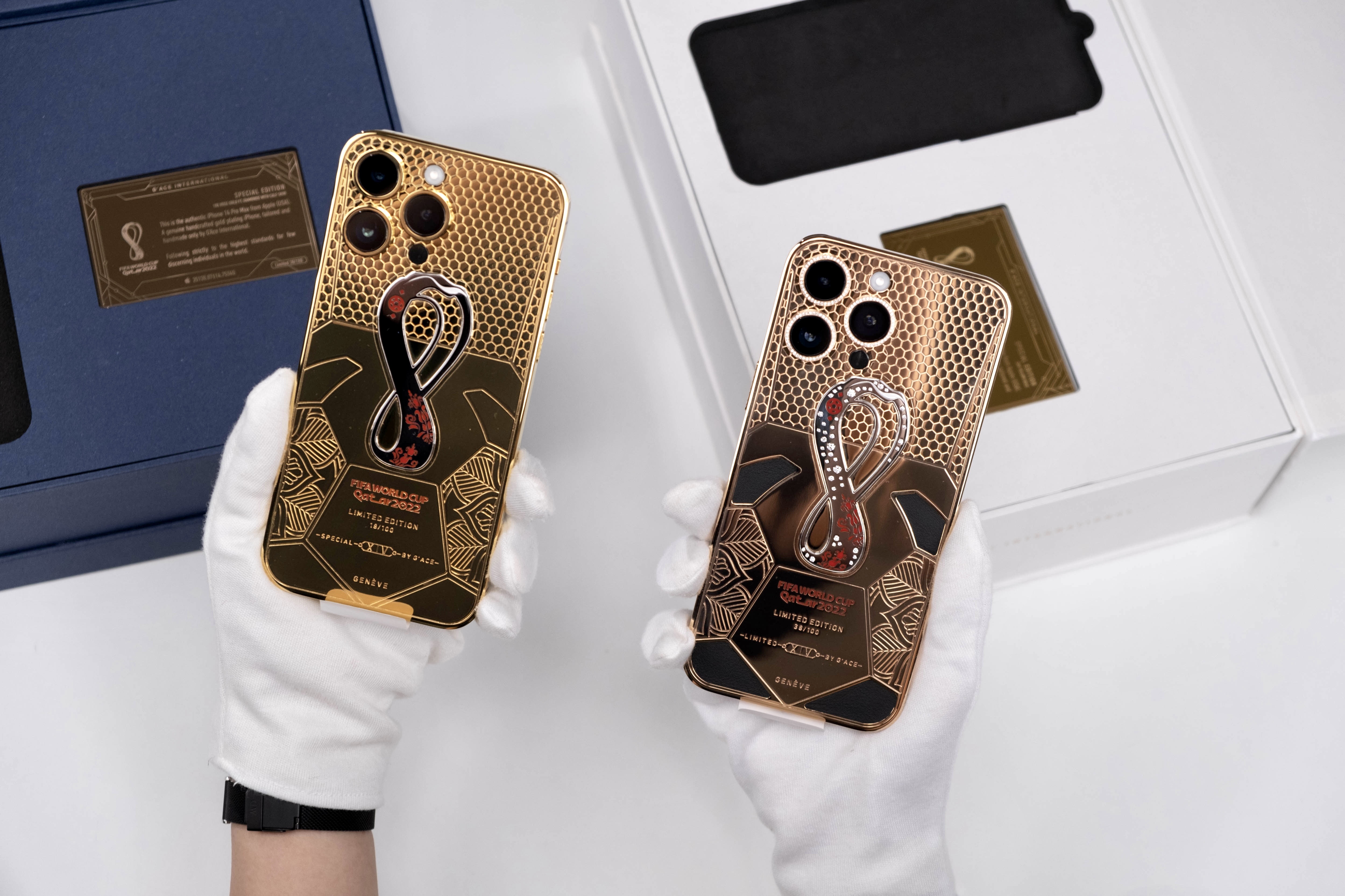 iPhone 14 mạ vàng phiên bản World Cup 2022 giá 227 triệu đồng - ảnh 2