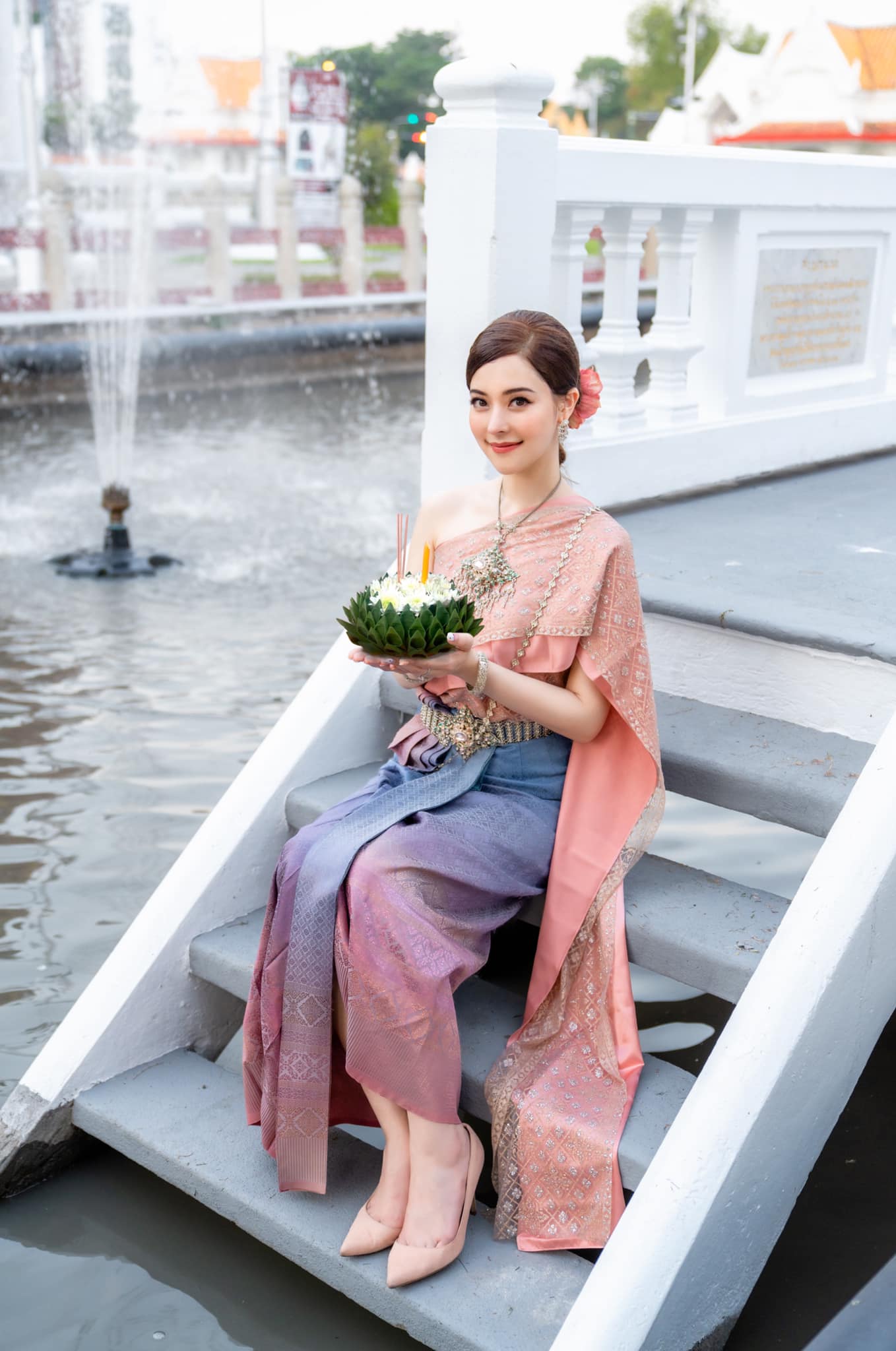 Nữ cơ trưởng Thái Lan xinh như hoa hậu, vóc dáng chuẩn nhờ đam mê 