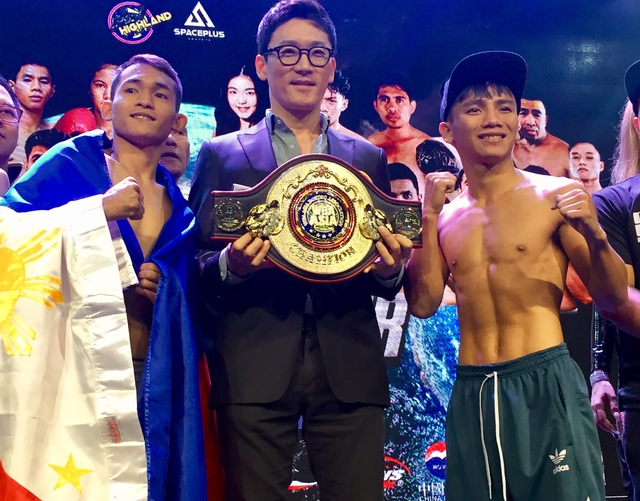 Lê Hữu Toàn vượt qua võ sĩ hạng 20 thế giới, bảo vệ thành công đai vô địch châu Á - ảnh 1