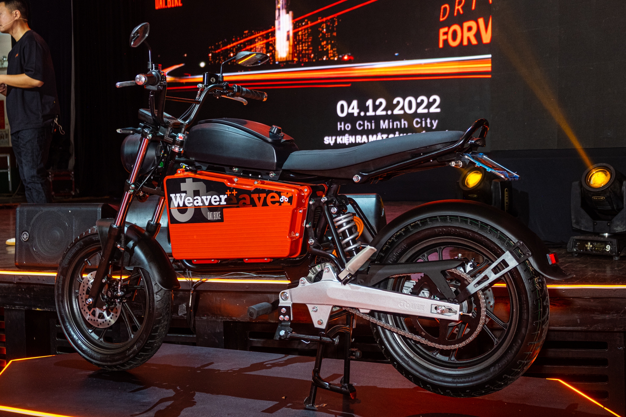 Ra mắt Dat Bike Weaver++: Giá 65,9 triệu đồng, dáng cổ điển, sạc nhanh chưa từng có tại Việt Nam - ảnh 13