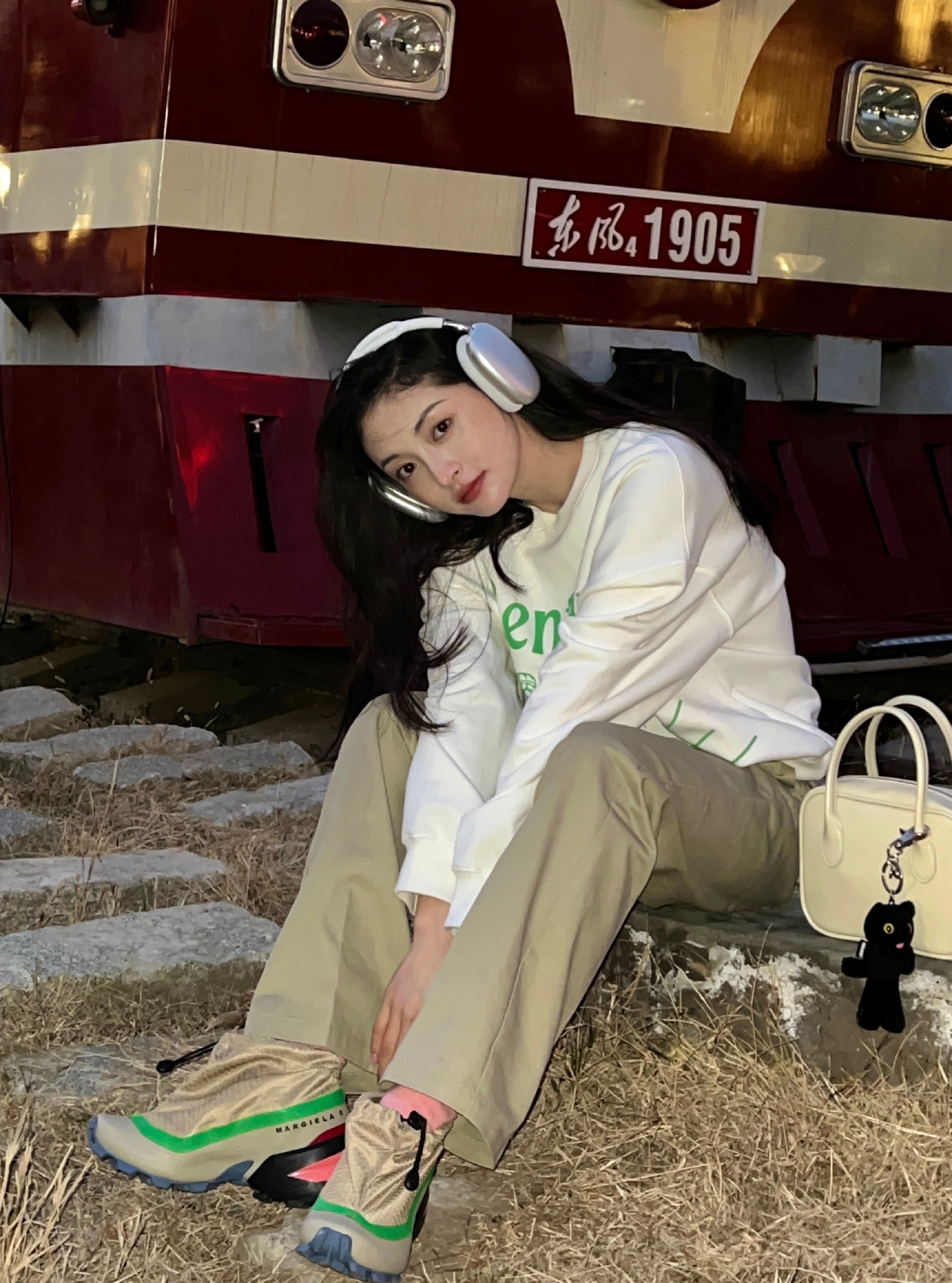 Trench coat và quy tắc phối đồ 2/3 hack chiều cao của Yoona - ảnh 15