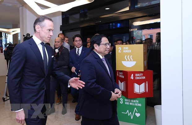 Thủ tướng Phạm Minh Chính thăm Sở Giao dịch chứng khoán Luxembourg - ảnh 2