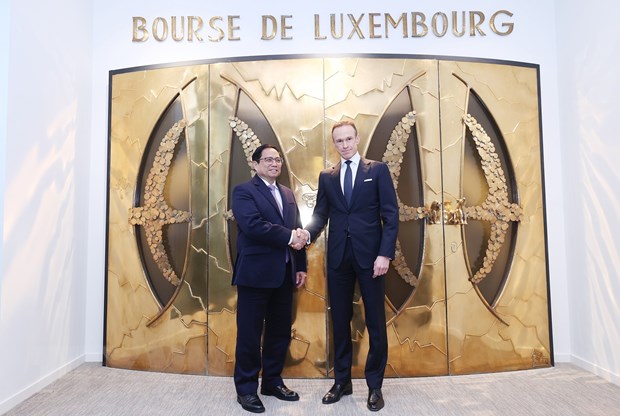 Thủ tướng Phạm Minh Chính thăm Sở Giao dịch chứng khoán Luxembourg - ảnh 1