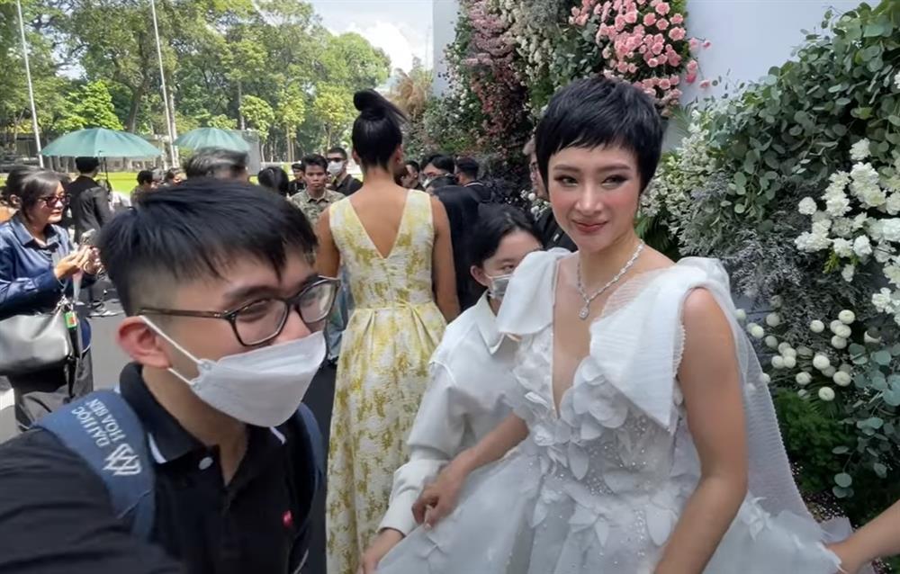 Angela Phương Trinh gặp H'Hen Niê, diễn viên có đẹp hơn hoa hậu? - ảnh 8