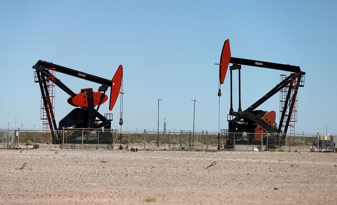 Điều gì khiến giá dầu toàn cầu “bốc đầu” trong năm 2022? - ảnh 1