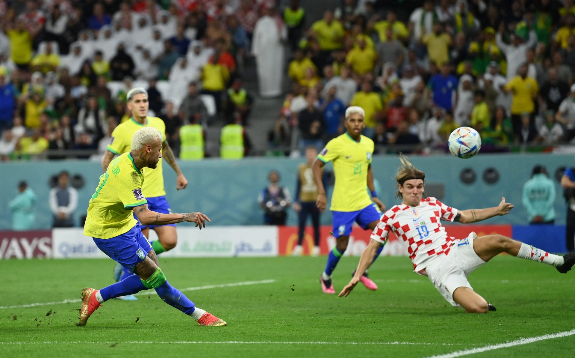 5 điểm nhấn Croatia 1-1 (Pen 4-2) Brazil: Điên rồ 11 pha cứu thua; Dấu chấm hết cho Neymar - ảnh 1