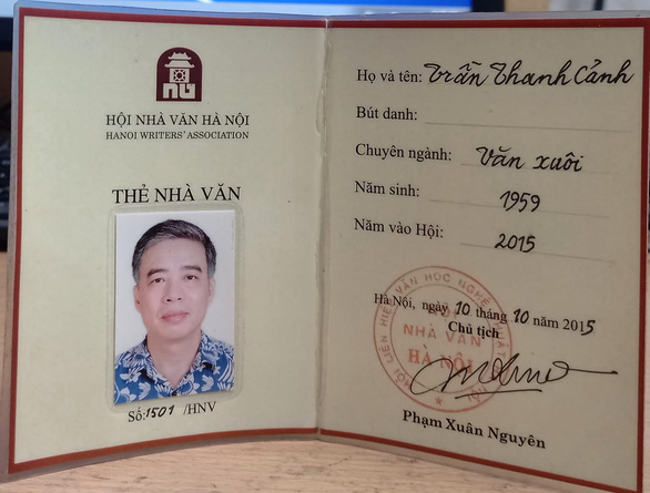 Ông Trần Thanh Cảnh vào Hội Nhà văn Việt Nam, rút khỏi Hội Nhà văn Hà Nội - ảnh 1