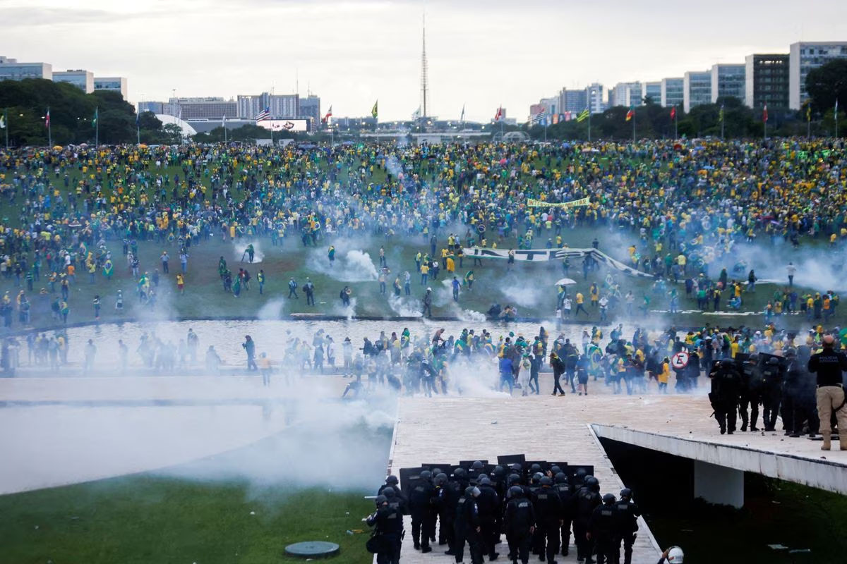 Mỹ – Brazil bàn cách hợp tác điều tra bạo loạn ở Brasilia - ảnh 1