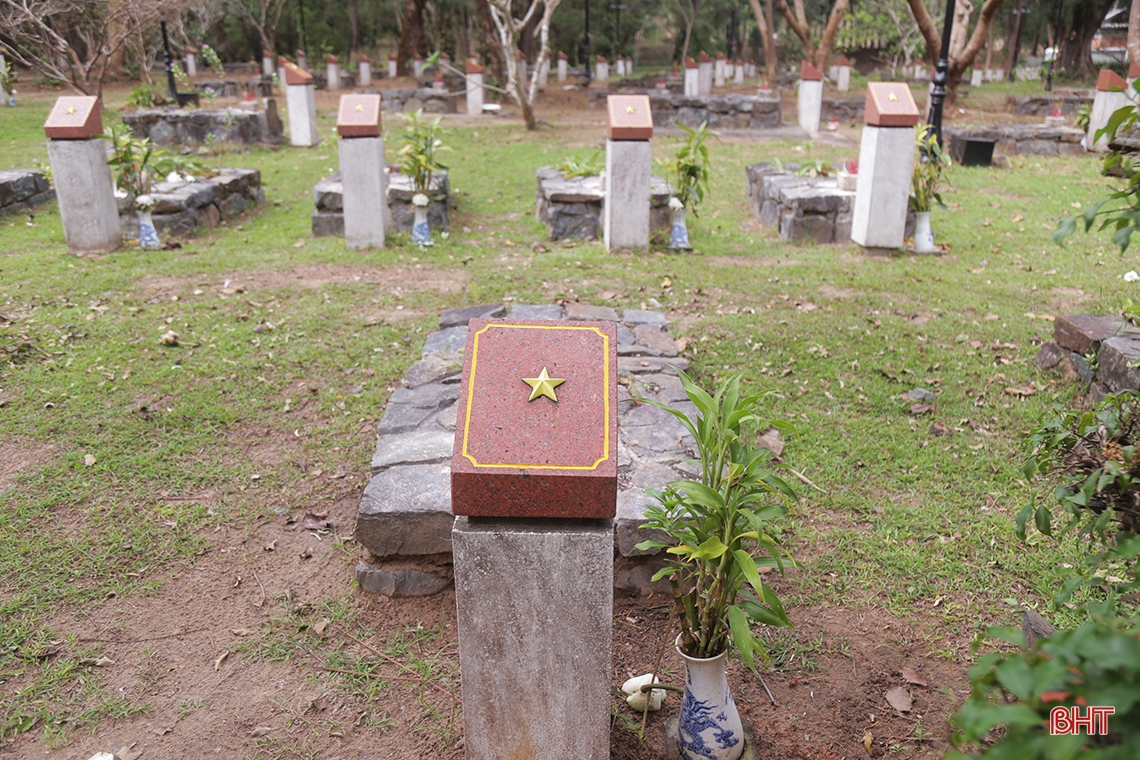 Lặng mình nơi yên nghỉ của gần 2.000 chiến sĩ cách mạng hy sinh ở Côn Đảo - ảnh 9