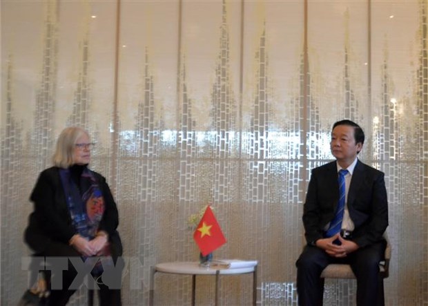 Phó Thủ tướng Trần Hồng Hà gặp gỡ người Việt Nam tại Thụy Sĩ - ảnh 1