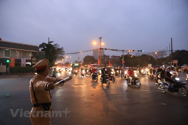 Ngày 28 Tết, giao thông Thủ đô không xảy ra ùn tắc nghiêm trọng - ảnh 2