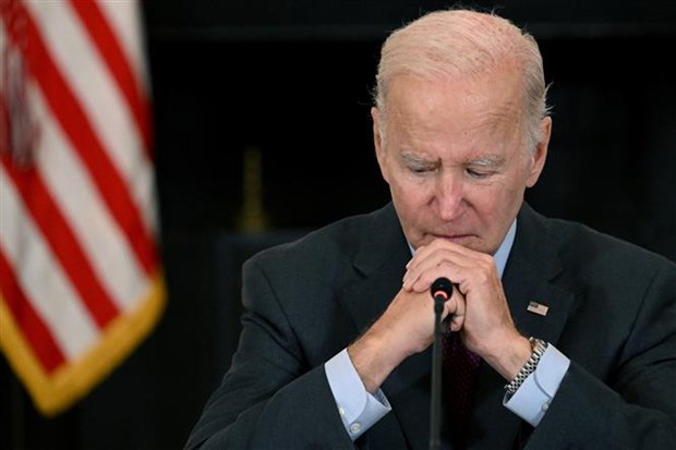 Mỹ: Tỷ lệ ủng hộ Tổng thống Biden xuống thấp sau vụ rò rỉ tài liệu mật - ảnh 1