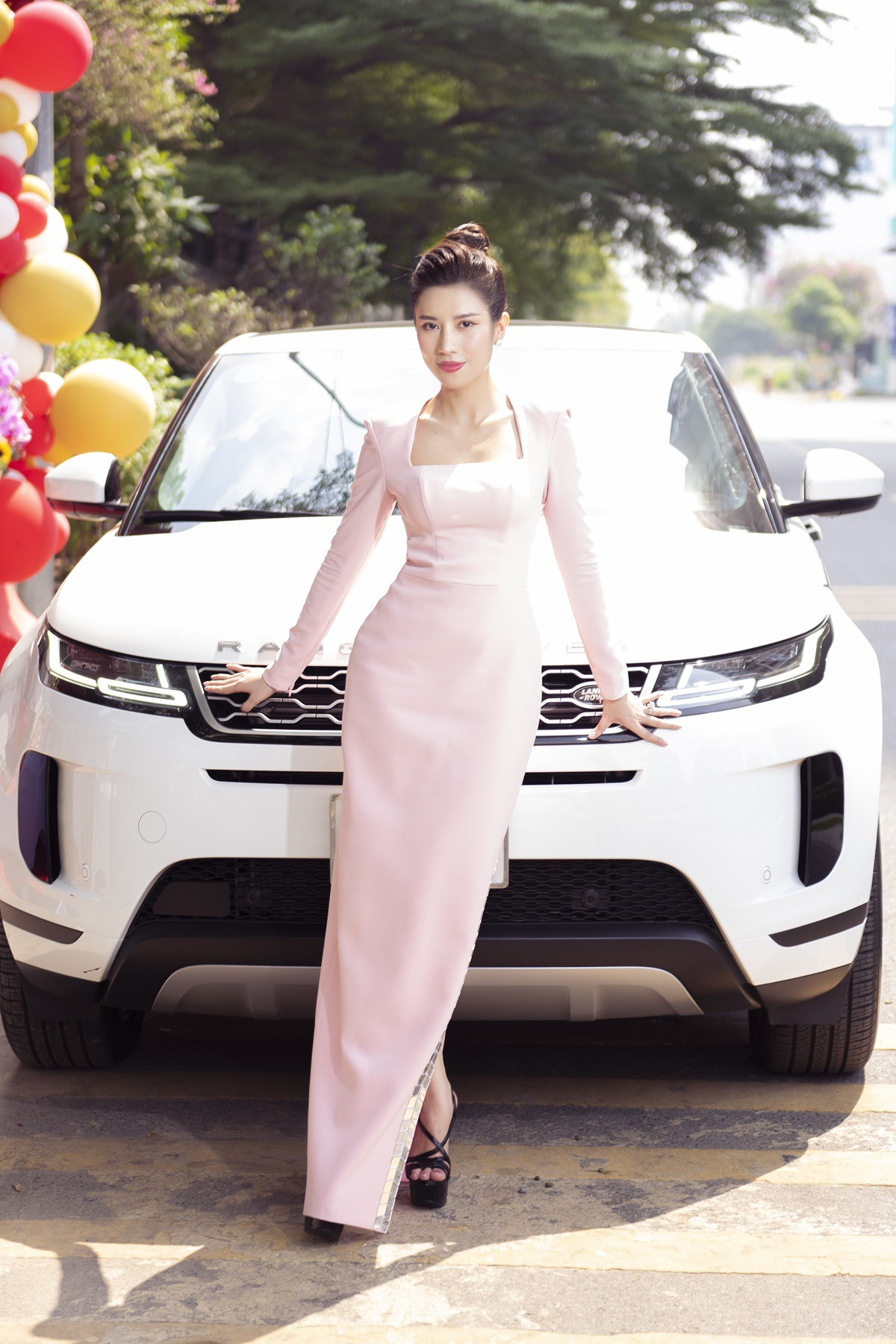 Hoa hậu Dương Yến Nhung mặc thanh lịch ở sự kiện - ảnh 5