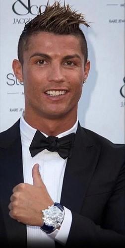 Bộ sưu tập đồng hồ kim cương xa xỉ của Cristiano Ronaldo - ảnh 3