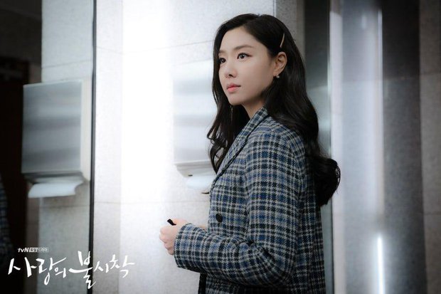 Nữ chính lột xác xuất sắc nhất phim Hàn hiện tại: Bất ngờ đóng vai phản diện nhưng khán giả không ghét nổi - ảnh 1