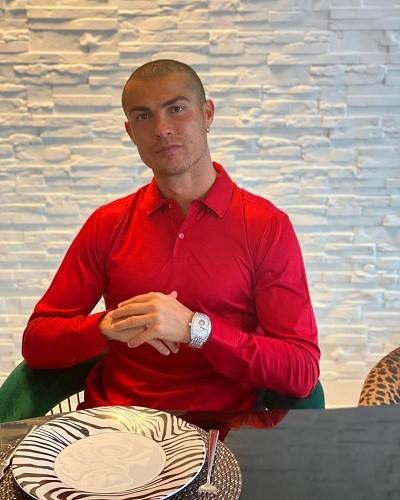 Bộ sưu tập đồng hồ kim cương xa xỉ của Cristiano Ronaldo - ảnh 6
