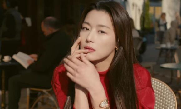 Bộ 3 ''nữ hoàng'' màn ảnh Hàn: Song Hye Kyo và Kim Tae Hee đều trở lại năm 2023, liệu Jun Ji Hyun có tái xuất? - ảnh 3