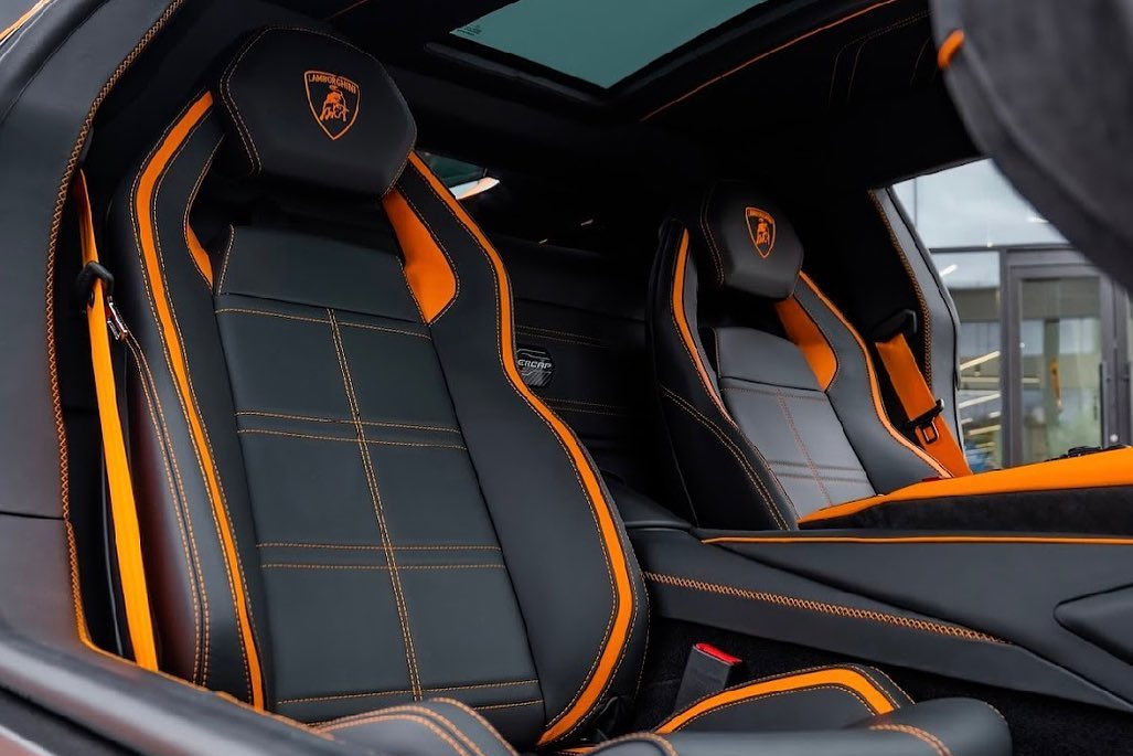 Lamborghini Countach thế hệ mới có giá hơn 5 triệu USD - ảnh 6