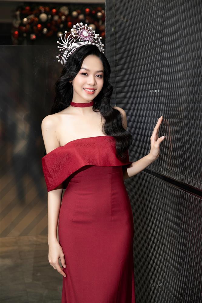 Nhan sắc Hoa hậu Việt Nam Thanh Thủy chuẩn 'bản sao mẹ' - ảnh 10