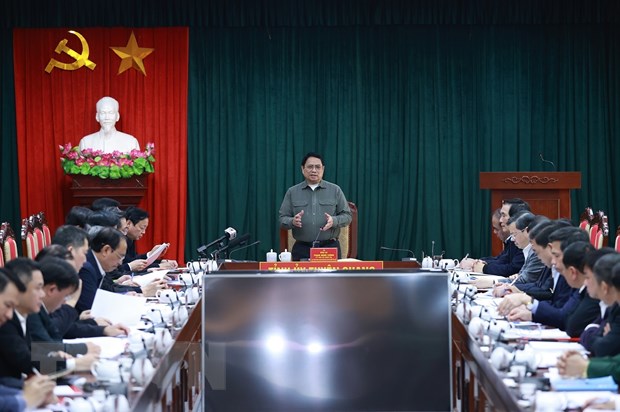 Thủ tướng kiểm tra dự án đường bộ cao tốc Tuyên Quang-Phú Thọ - ảnh 3