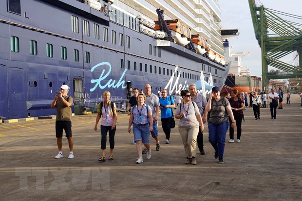 Gần 2.400 du khách quốc tế “xông đất” Bà Rịa-Vũng Tàu bằng đường biển - ảnh 1