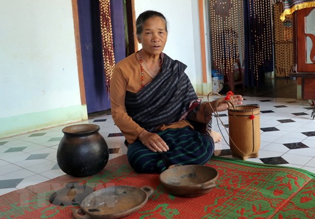 Lâm Đồng: Người giữ nghề làm gốm của đồng bào Chu Ru - ảnh 1