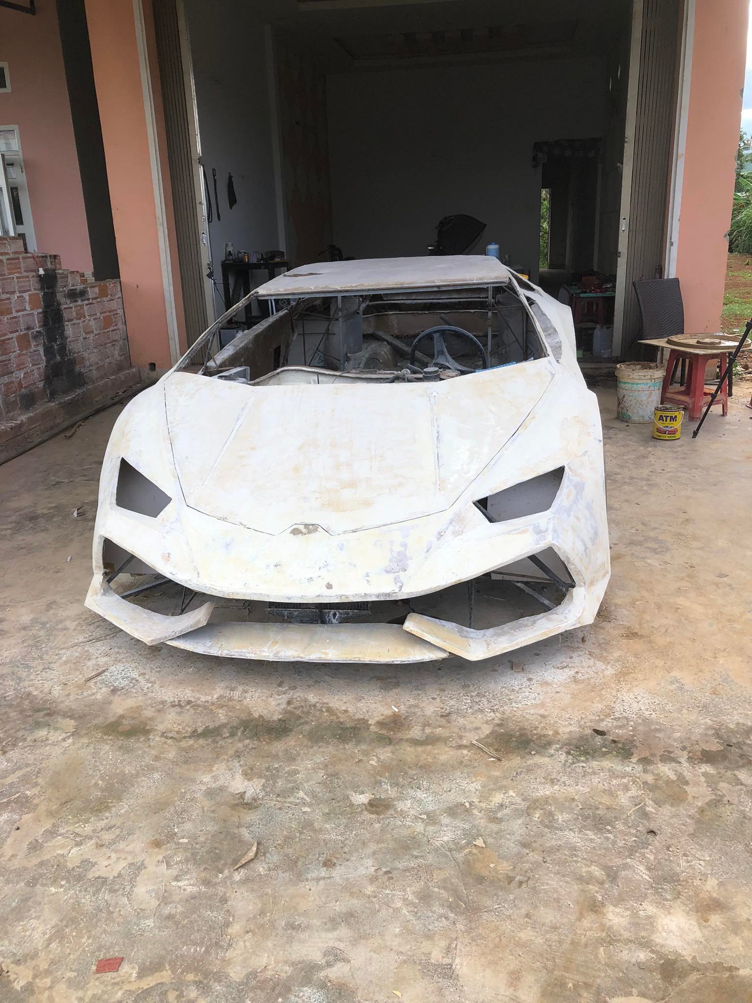 Đôi bạn Tây Nguyên tự chế Lamborghini Huracan khiến cộng đồng quốc tế trầm trồ: ‘Năm tới sẽ chuyển mình để độc lạ nhất Việt Nam’ - ảnh 5