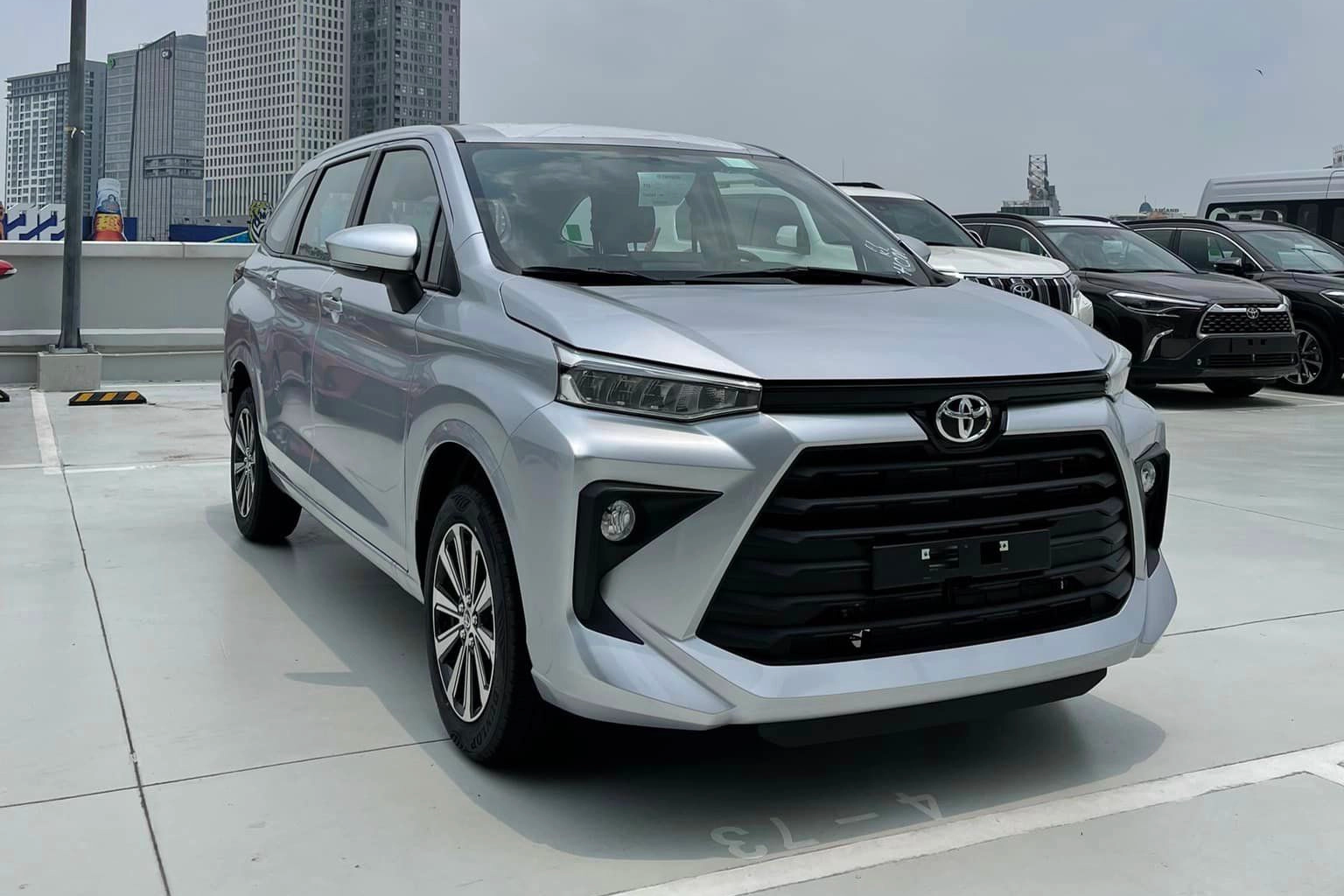 Toyota Avanza 2023 thêm phiên bản tải van tại Việt Nam: 2 chỗ ngồi, lòng thùng dài 1,87 mét - ảnh 2
