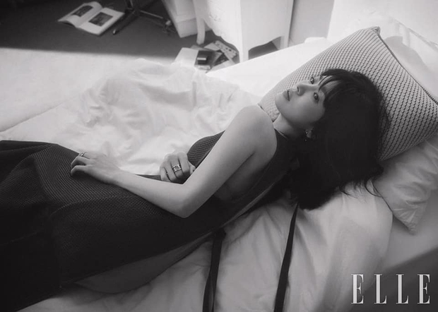 Song Hye Kyo xinh điên đảo trên tạp chí đầu năm, khoe trọn sắc vóc ''''lão hóa ngược'''' càng ngắm càng mê - ảnh 9